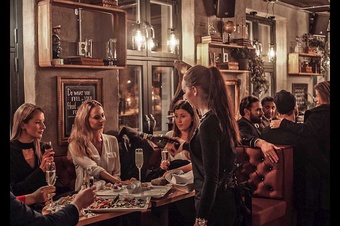 Nedre Løkka Cocktailbar og Selskapslokaler - byOSLO
